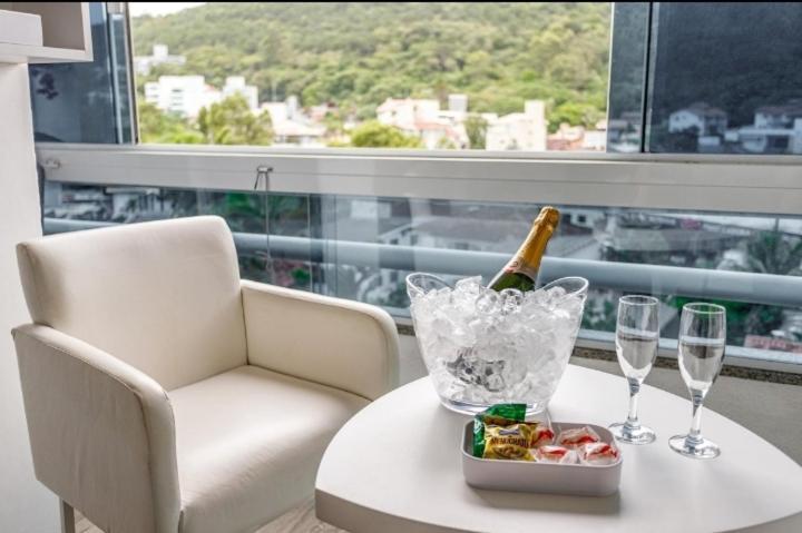 Jurere Summer - Vista Do Mar - Proximo Vila Gastronomica Florianópolis Стая снимка